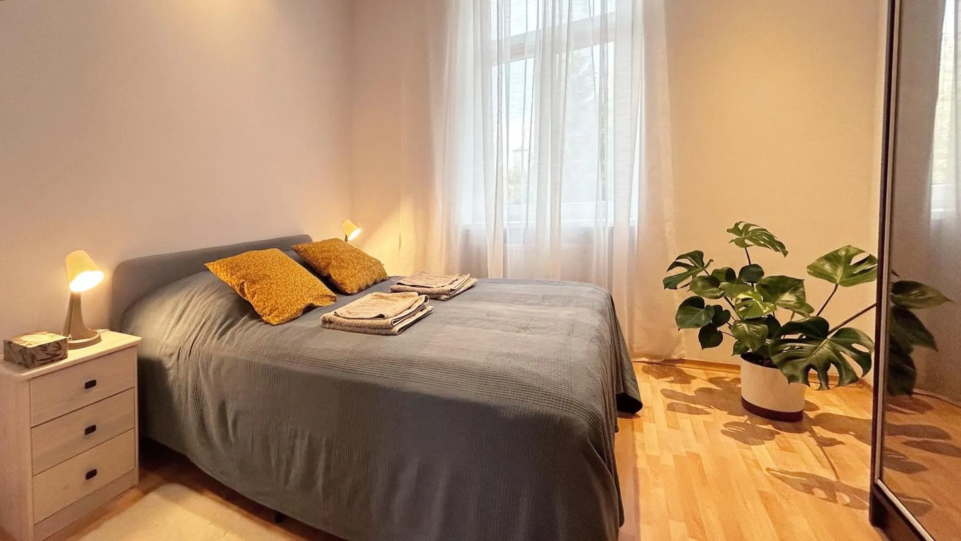Cozy Apartment Near Krakus Mound Kraków